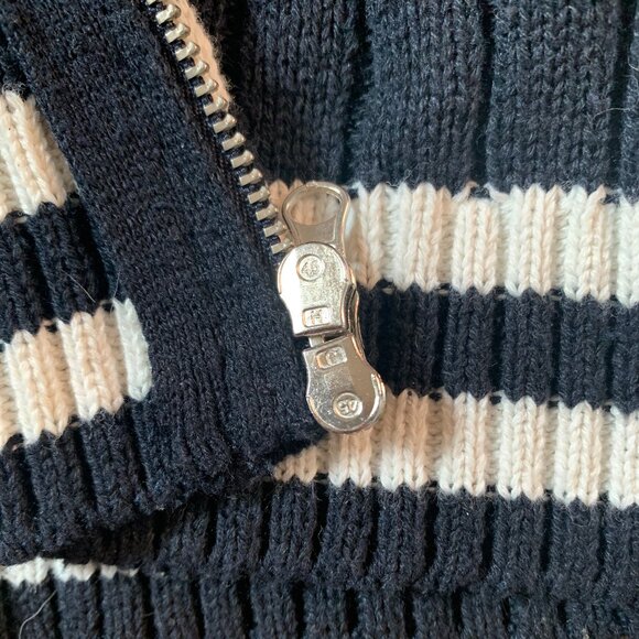 Urban Outfitters Knit Sweater - Picture 2 of 3